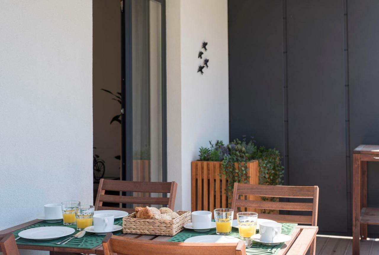 פורטו Lovelystay - Downtown Balcony Apartment With Free Parking מראה חיצוני תמונה