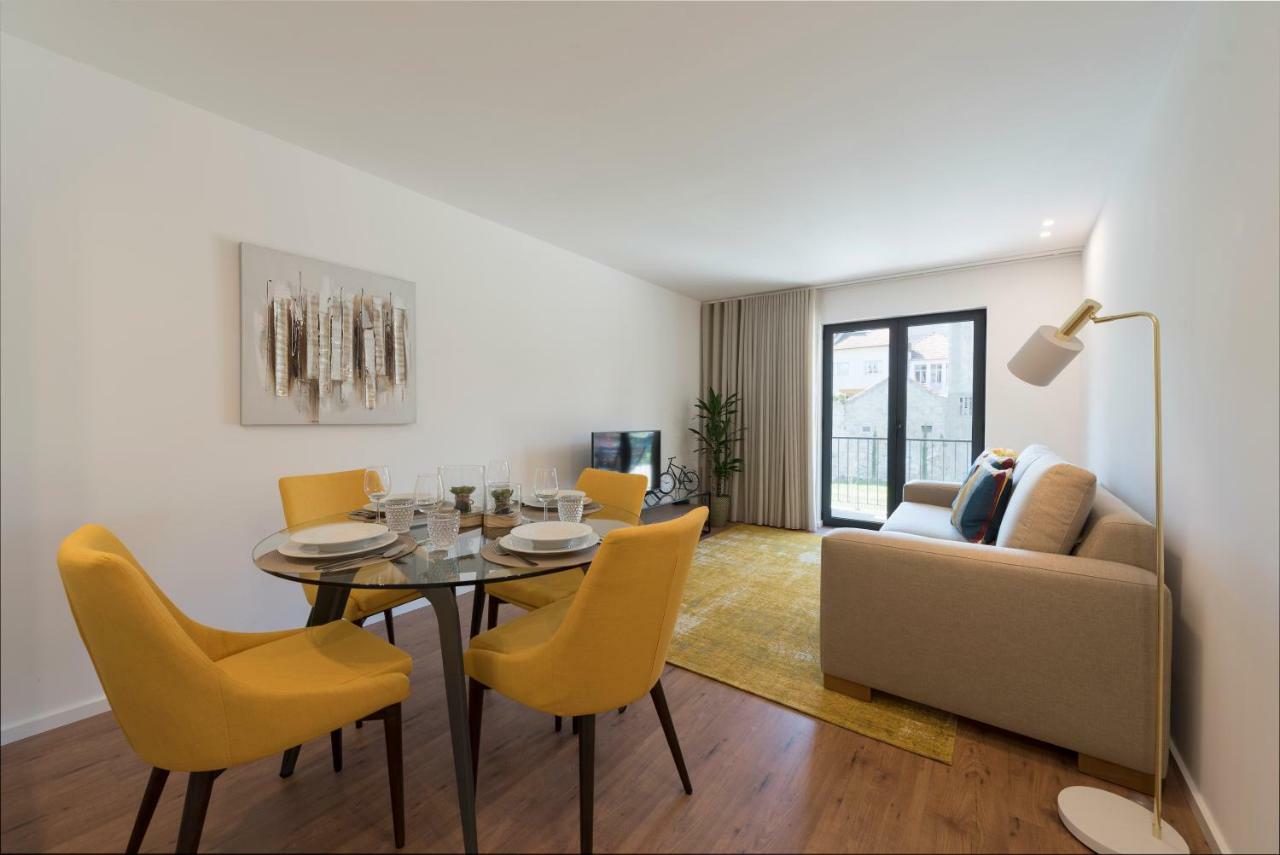 פורטו Lovelystay - Downtown Balcony Apartment With Free Parking מראה חיצוני תמונה