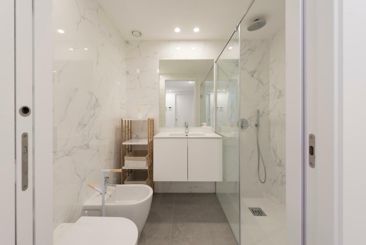 פורטו Lovelystay - Downtown Balcony Apartment With Free Parking מראה חיצוני תמונה